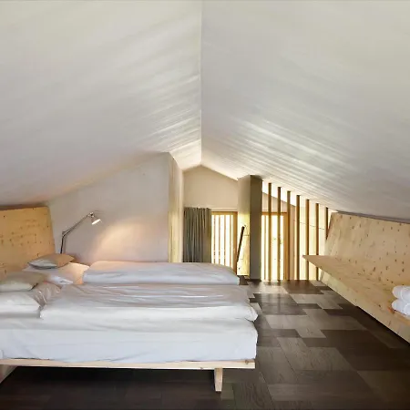 Alpine Chesa Al Parc Lägenhet Pontresina